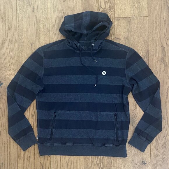 Vuori Clark Hoodie - Picture 3 of 9